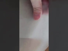 Мешки застегивают на молнию для одежды